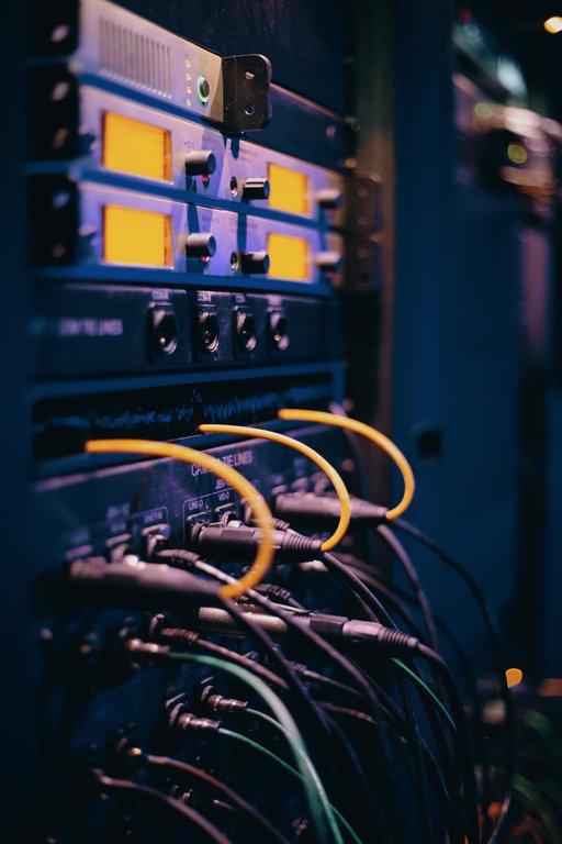 Data Center Connectivity